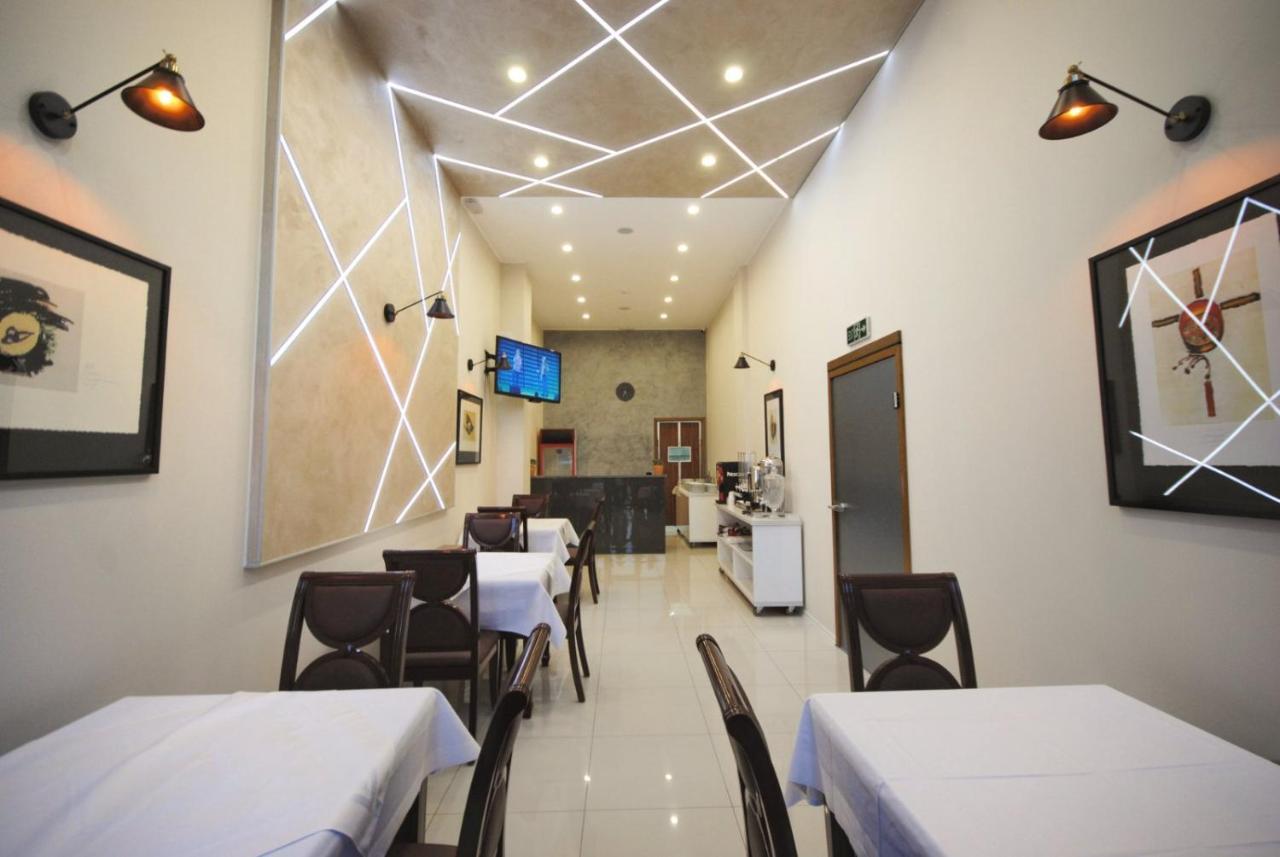 פרישטינה Hotel Callisto מראה חיצוני תמונה